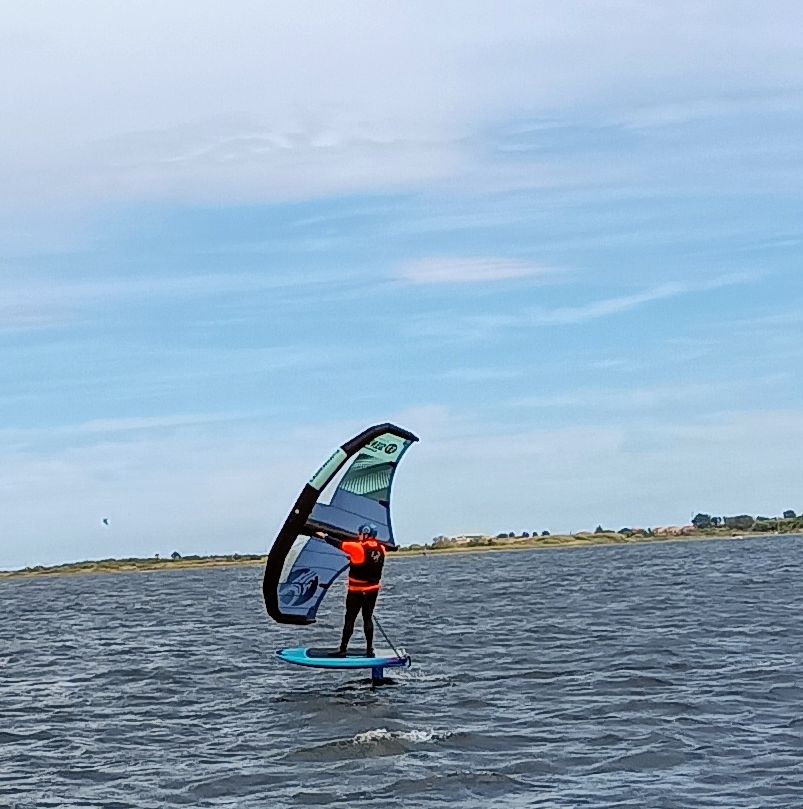 windsurf